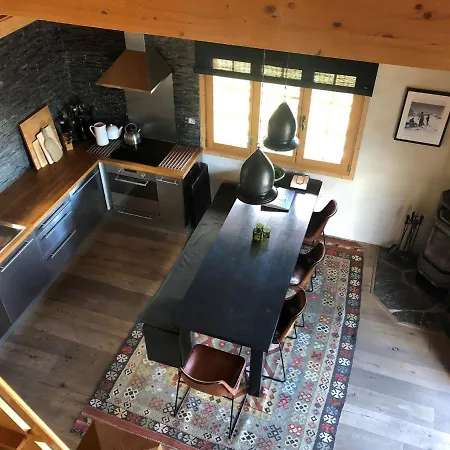 Mountain View Chalet In La Tzoumaz Near Ski Slopes * La Tzoumaz